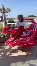 Conjunto C104 – Vermelho, branco e cinza – vista frontal