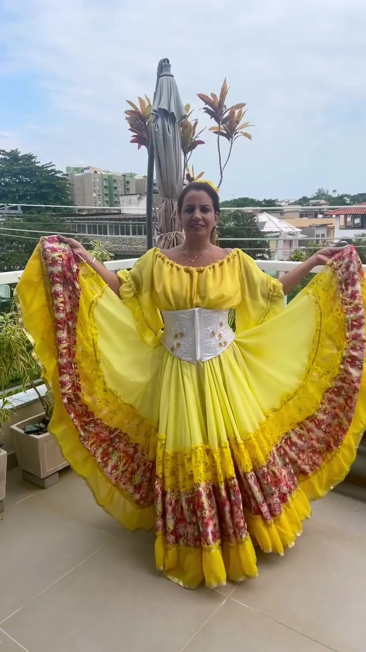 Conjunto C85 – Amarelo, rosa e branco – vista frontal