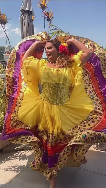 Vídeo do Conjunto C06 – Saia rodada amarela, vermelha e roxa