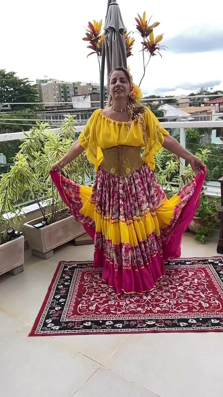 Conjunto C42 – Amarelo e rosa fúcsia – vista frontal
