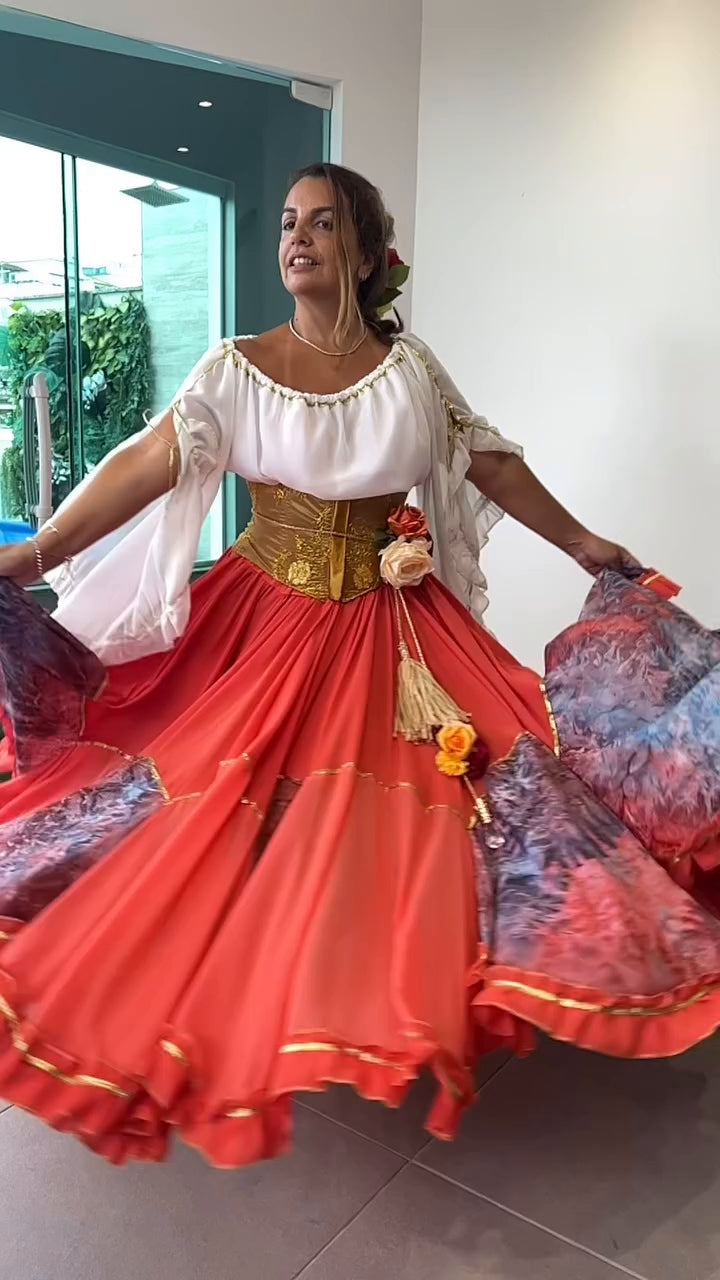 Conjunto C39 – Coral, vermelho, azul acinzentado e branco – vista frontal