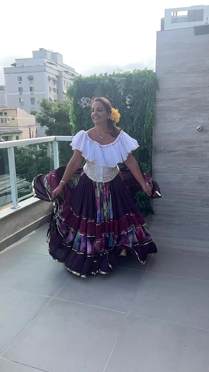 Conjunto C84 – Roxo, vinho, azul e branco – vista frontal